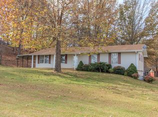 718 Crabtree Rd, Selmer, TN 38375