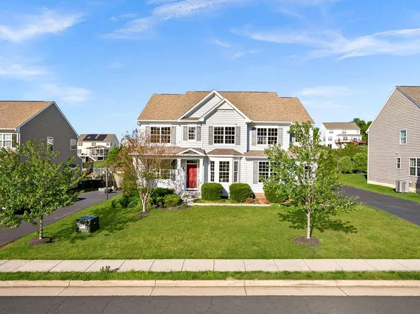 13555 Eagles Rest Dr, Leesburg, VA 20176