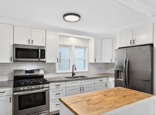 68 Oak St APT 1, Taunton, MA 02780