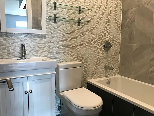 Rented by Premier Metro Realty Corp | media 35