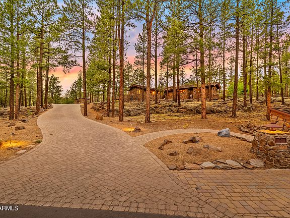 2nd image of 2901 N Creekside Drive
