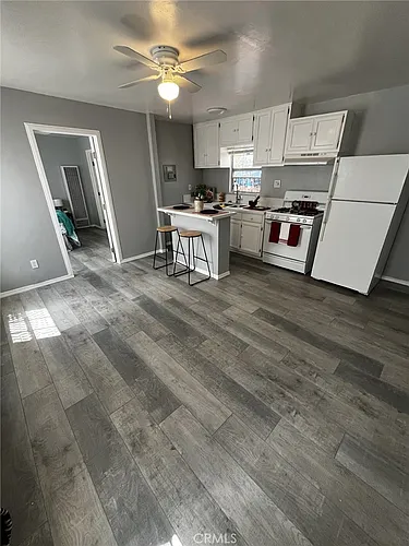 4518 S Normandie Ave #1/2 Photo 1