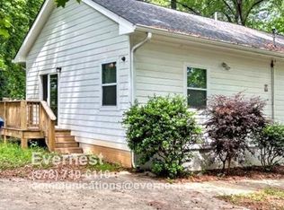 831 Bolton Rd NW, Atlanta, GA 30331