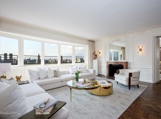 900 5th Ave, New York, NY 10021