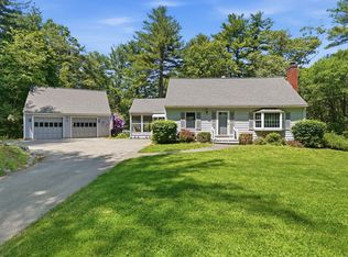 33 Cold Spring Rd, Westford, MA 01886