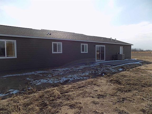 3rd image of 302 Antelope Ln