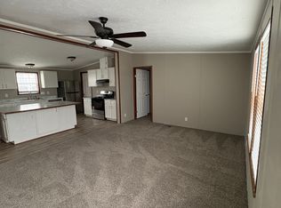 12250 Woodland Ridge Cir #367, South Lyon, MI 48178