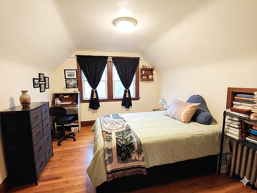 219 N Harvard St #219 Photo 1