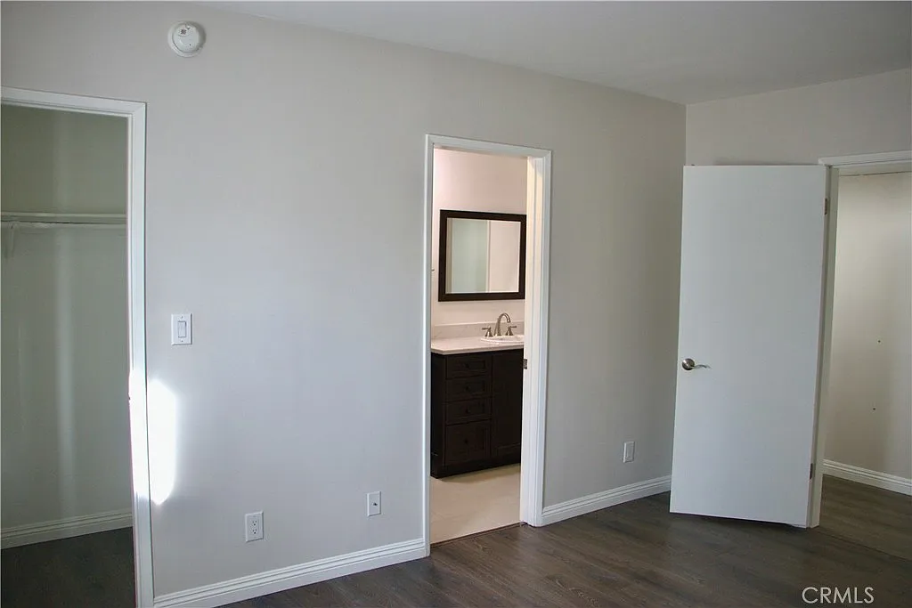 2 bed, 899 sqft, $2,900 — Photo 4