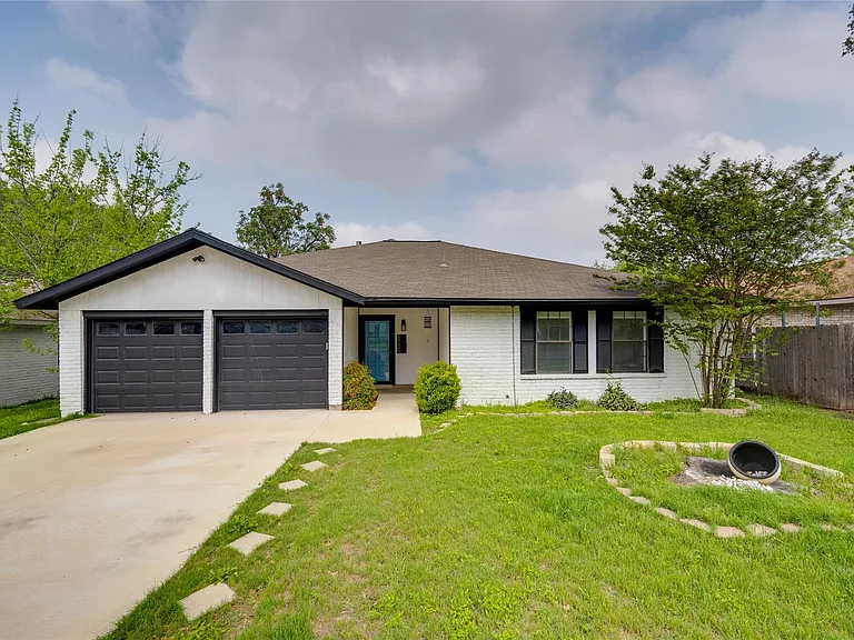 6705 Lancret Hill Dr — Photo 1