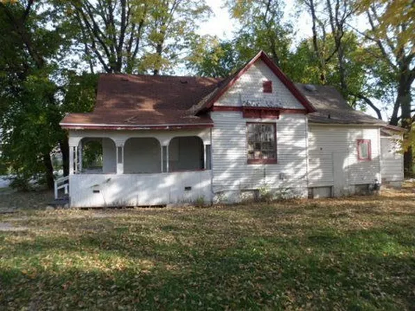 1726 N Whitchel Ave, Decatur, IL 62526