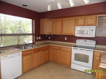3rd image of 9083 N 97th Dr