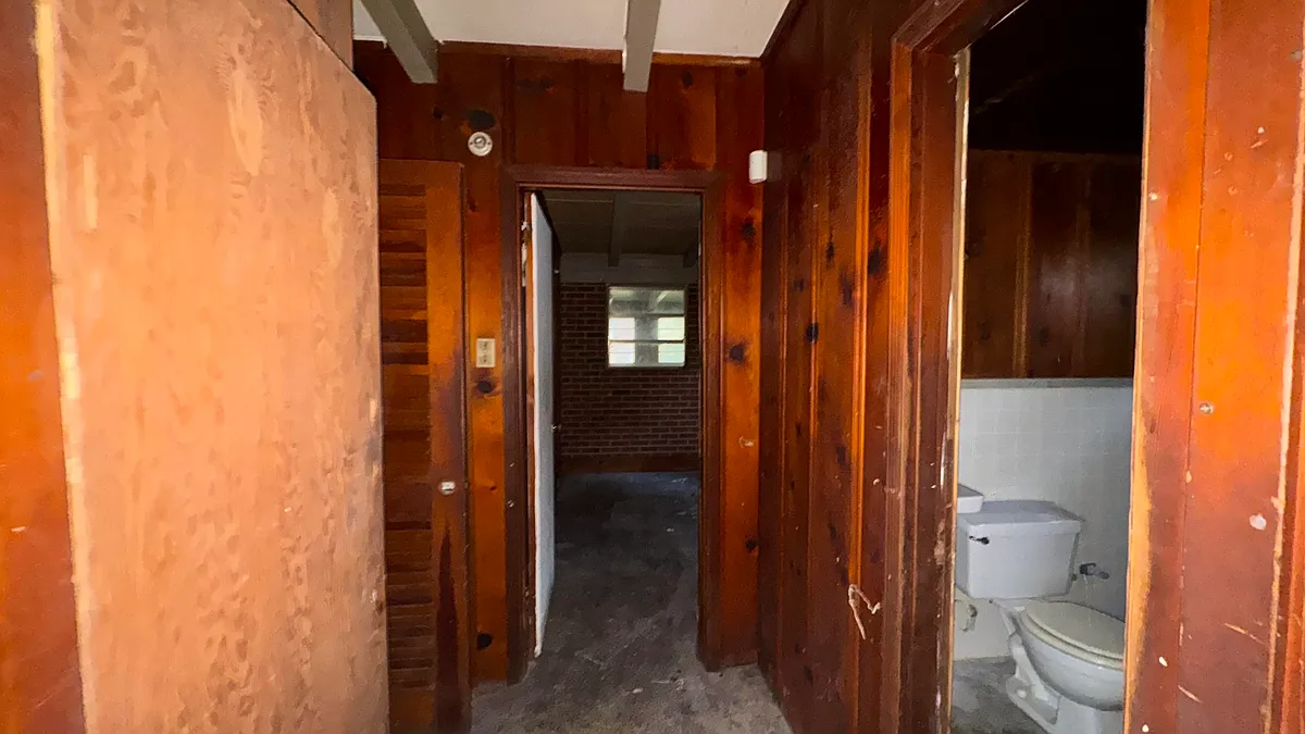 Building Photo - 13 Luker Cir #3