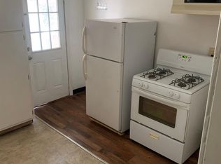 1124 7th St APT 2, New Kensington, PA 15068