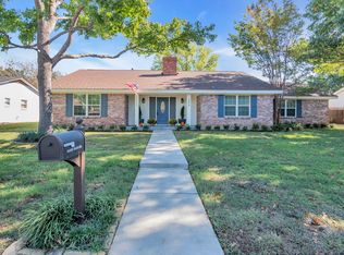 4608 Taos Dr, Haltom City, TX 76180