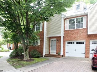 6 Berkeley Sq, Berkeley Heights, NJ 07922