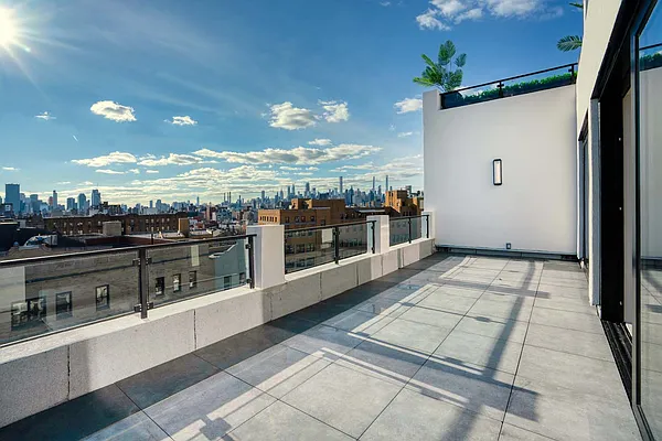 Rented by ABCO Commercial Properties, LLC | media 1