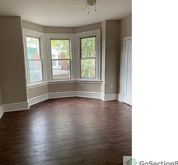 5141 Marion St — Photo 5