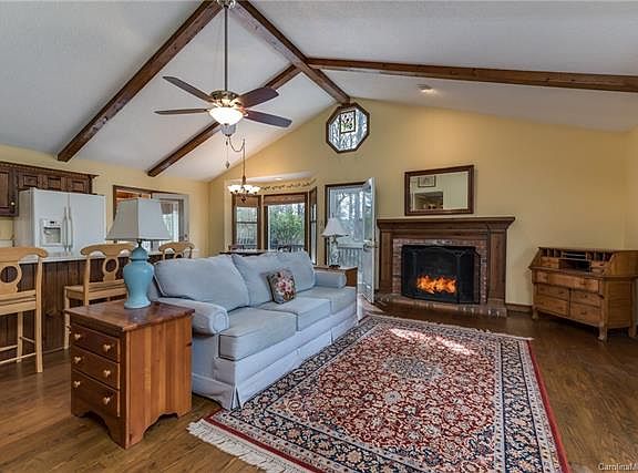 5th image of 87 Glenolden Dr