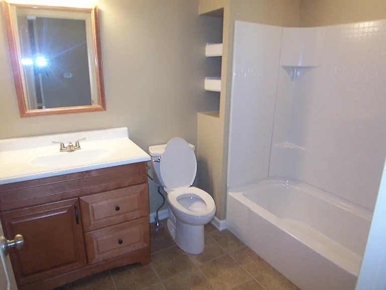 302 Castle Shannon Blvd #2 — Photo 3