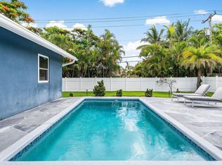 930 NW 4th Ct, Boca Raton, FL 33432