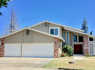 2101 Manitoba Ct, Modesto, CA 95356