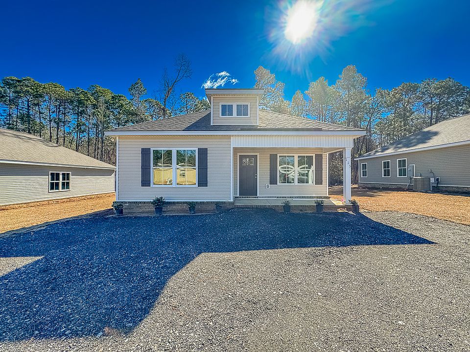 1st image of 111 Zetterower Rd