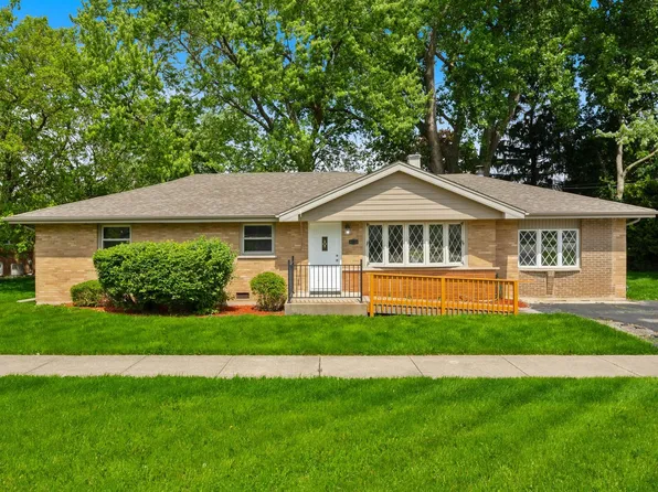 8156 State Rd, Burbank, IL 60459