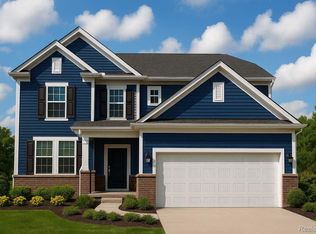 690 Gretchen Ln, Saline, MI 48176