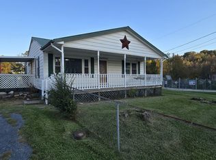 2918 Indian Run Rd, Flatwoods, KY 41139