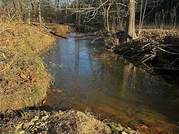 3rd image of 3 Rock Creek Rd