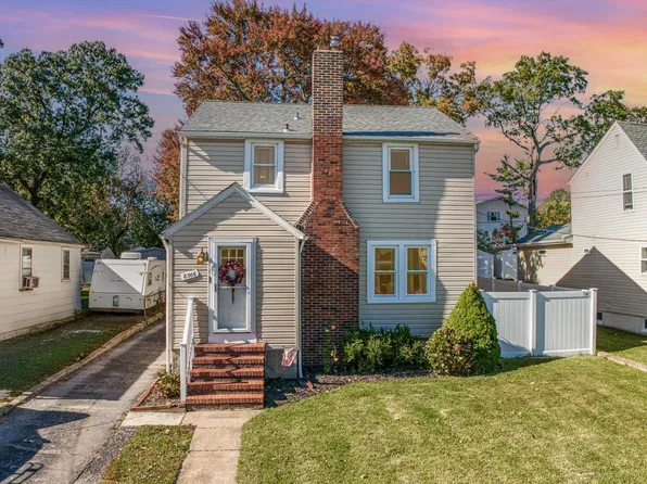 8306 Beryl Rd, Parkville, MD 21234