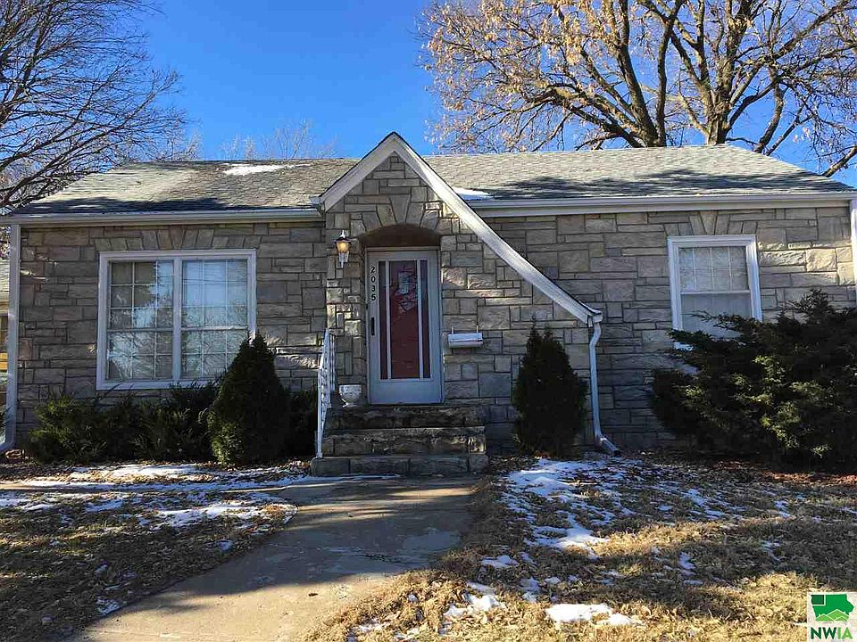 1st image of 2035 S Royce St
