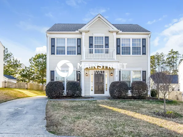 221 Purple Leaf Rd, Fuquay Varina, NC 27526