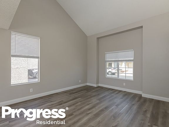 4th image of 2821 Sesame Dr