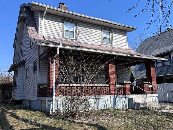 2nd image of 101 E Bruce Ave