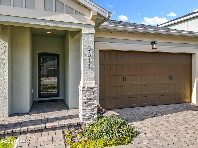 5644 Estero Loop — Photo 2