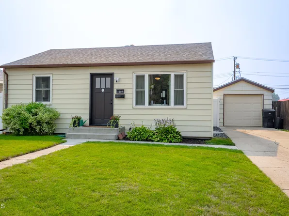 1507 1st Ave W, Williston, ND 58801