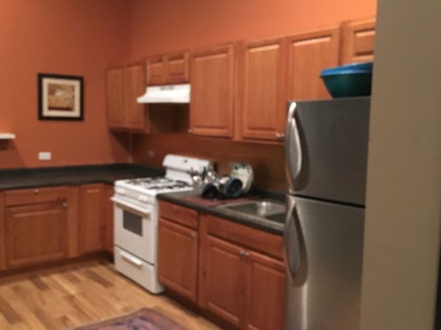 2nd image of 1911 W Grand Ave #3