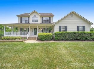 1302 Gracebrook Dr, Salisbury, NC 28147