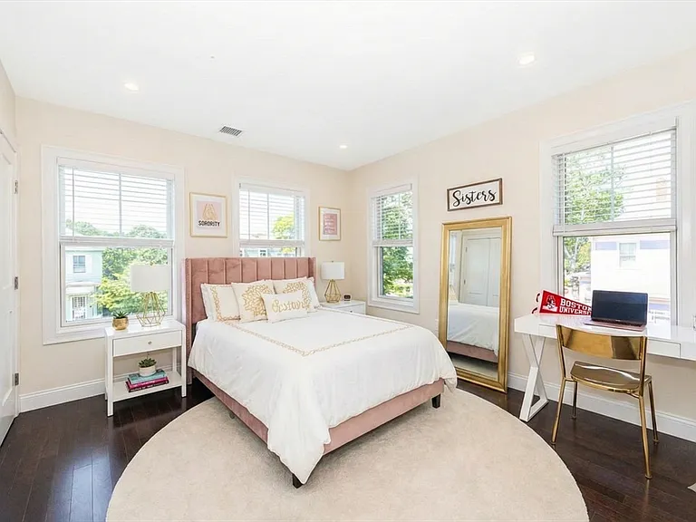 120 Jerome St #121 — Photo 7