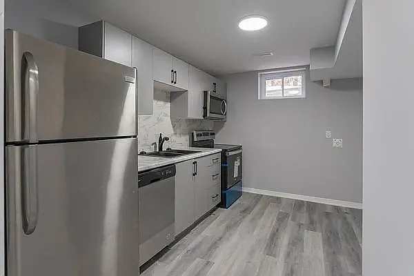 312 Waterloo Dr #2 — Photo 18
