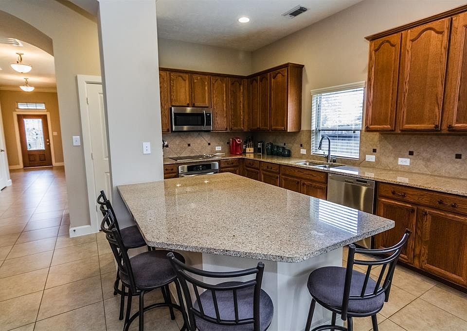 1st image of 17138 Williams Oak Dr