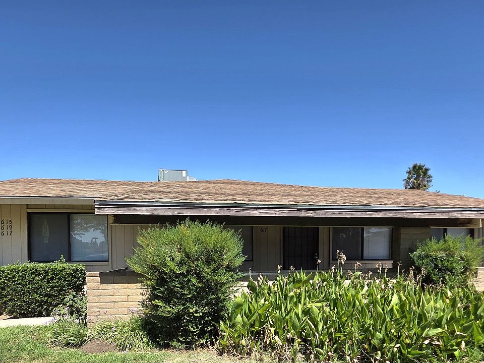 1st image of 617 W Century Blvd