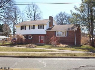 486 Nimitz Ave, State College, PA 16801
