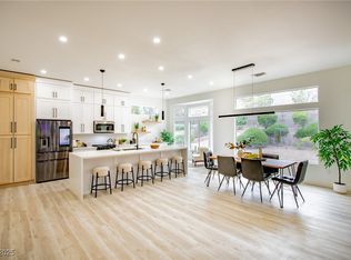 10709 Hunters Woods Pl, Las Vegas, NV 89134