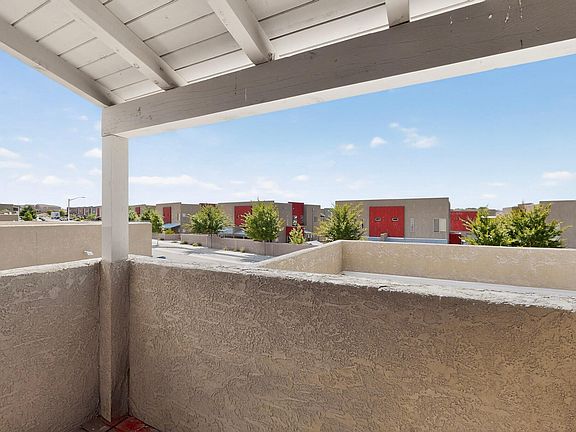 3rd image of 1504 Gulfstream Dr SE