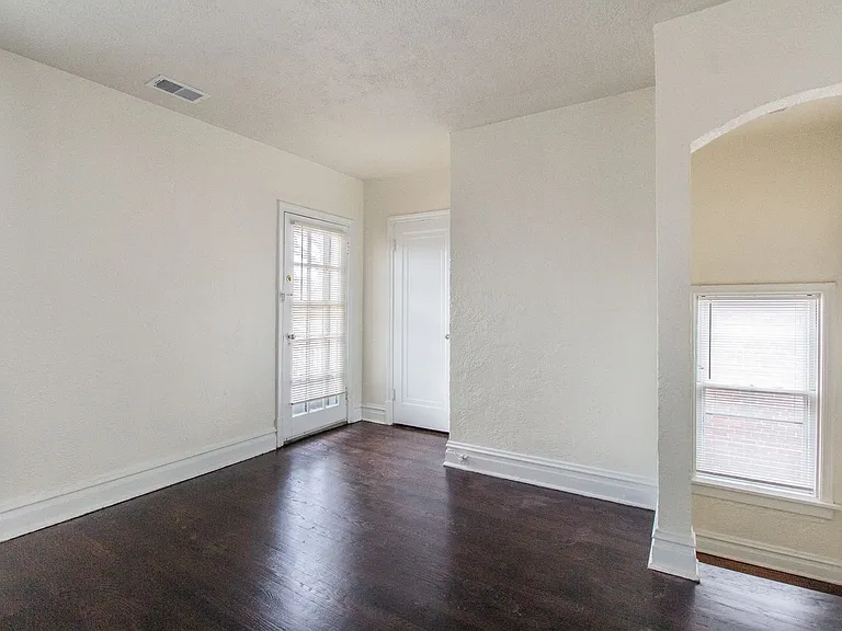 (287) 7120 Dartmouth Ave — Photo 13