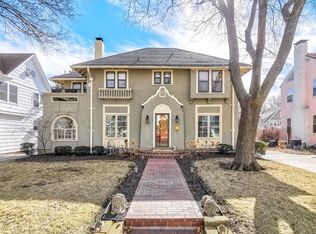 39 W 70th St, Kansas City, MO 64113