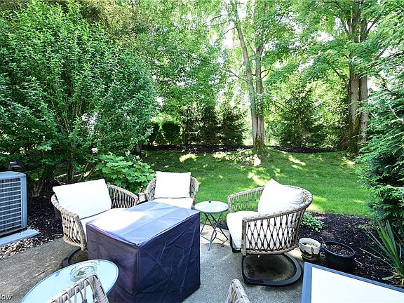 3rd image of 2799 Wyndgate Ct #18